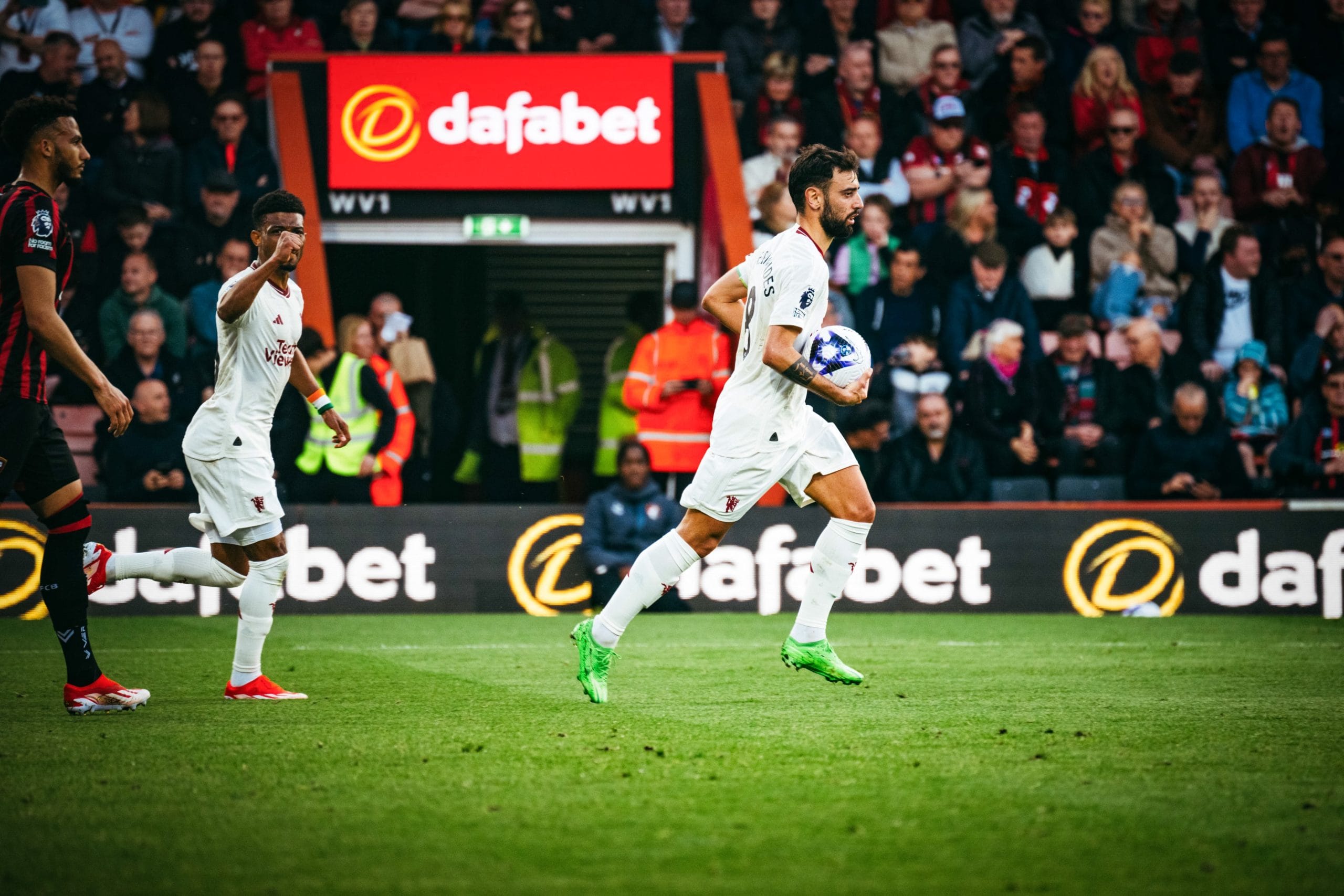 Manchester United draw away to stubborn Bournemouth 1 20240413 200203 scaled 2