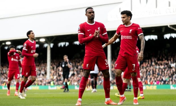 Liverpool beat Fulham 3-1 to go joint top with Arsenal on the log 1 3500