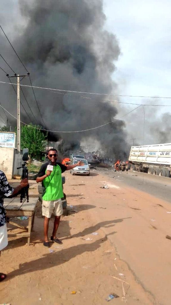 Gas explosion rocks Ita-Oshin, Abeokuta, Ogun State. 1 GMMEnTKWAAA1oge
