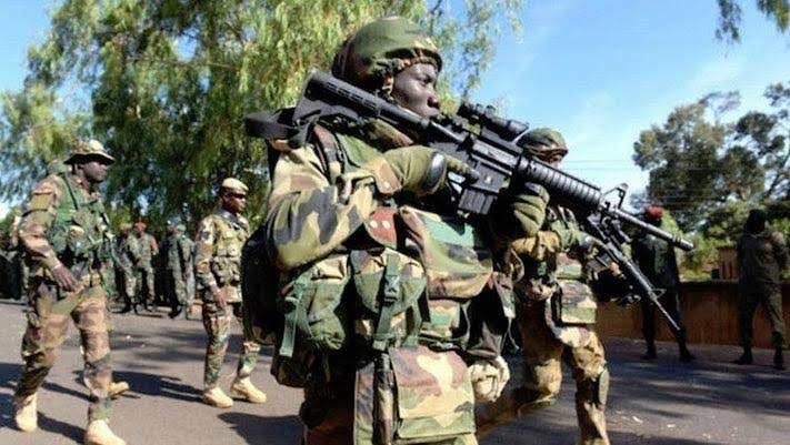 One shot as detained soldiers break out of ‘overcrowded cells’ to protest poor feeding, and deplorable living conditions in Sokoto State. 1 images 33 1 1