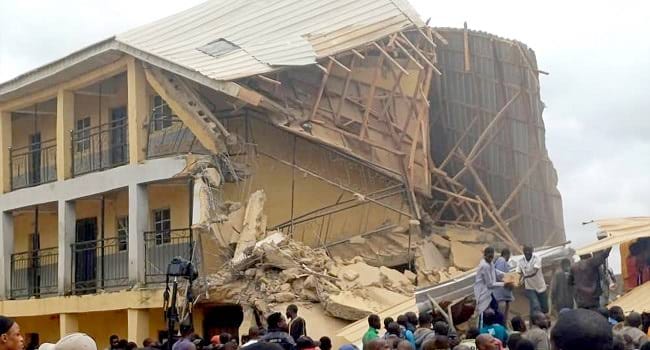 Scores feared killed, several others trapped in collapsed school building in Jos, Plateau State. 1 images 1