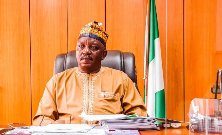 Alleged N33bn Fraud: Ex-Power Minister Saleh Mamman collapses in court. 1 images 1