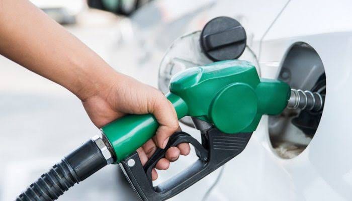 Nigerians jubilate as FG reveals the era of buying petrol N750 per litre is over 1 images 32 1