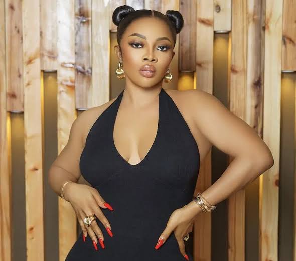 The economy doesn’t affect me, I have backing – Toke Makinwa brags online 1 images 43 1 1