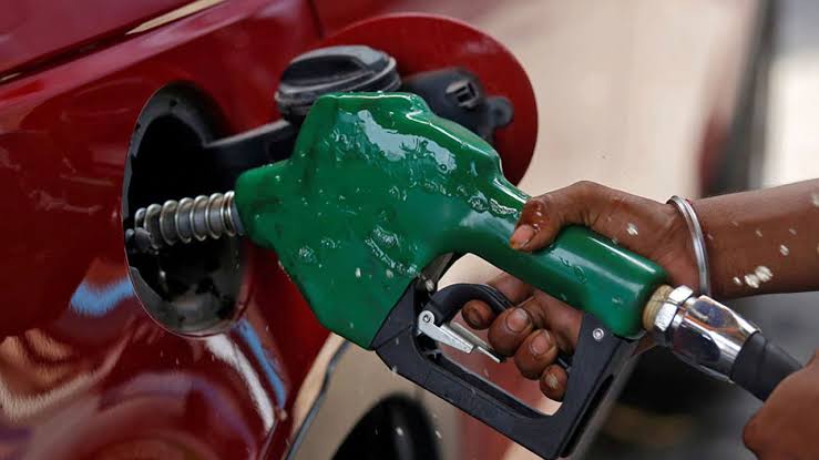 BREAKING: Fuel price hits N1,030 at NNPC outlets 1 images 23 1