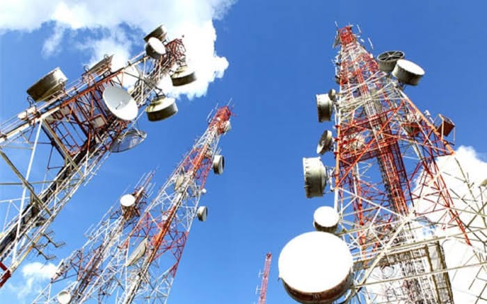 Nigerians ‘Jubilate’ as FG reveals plan to increase telecom tariffs. 1 images 6